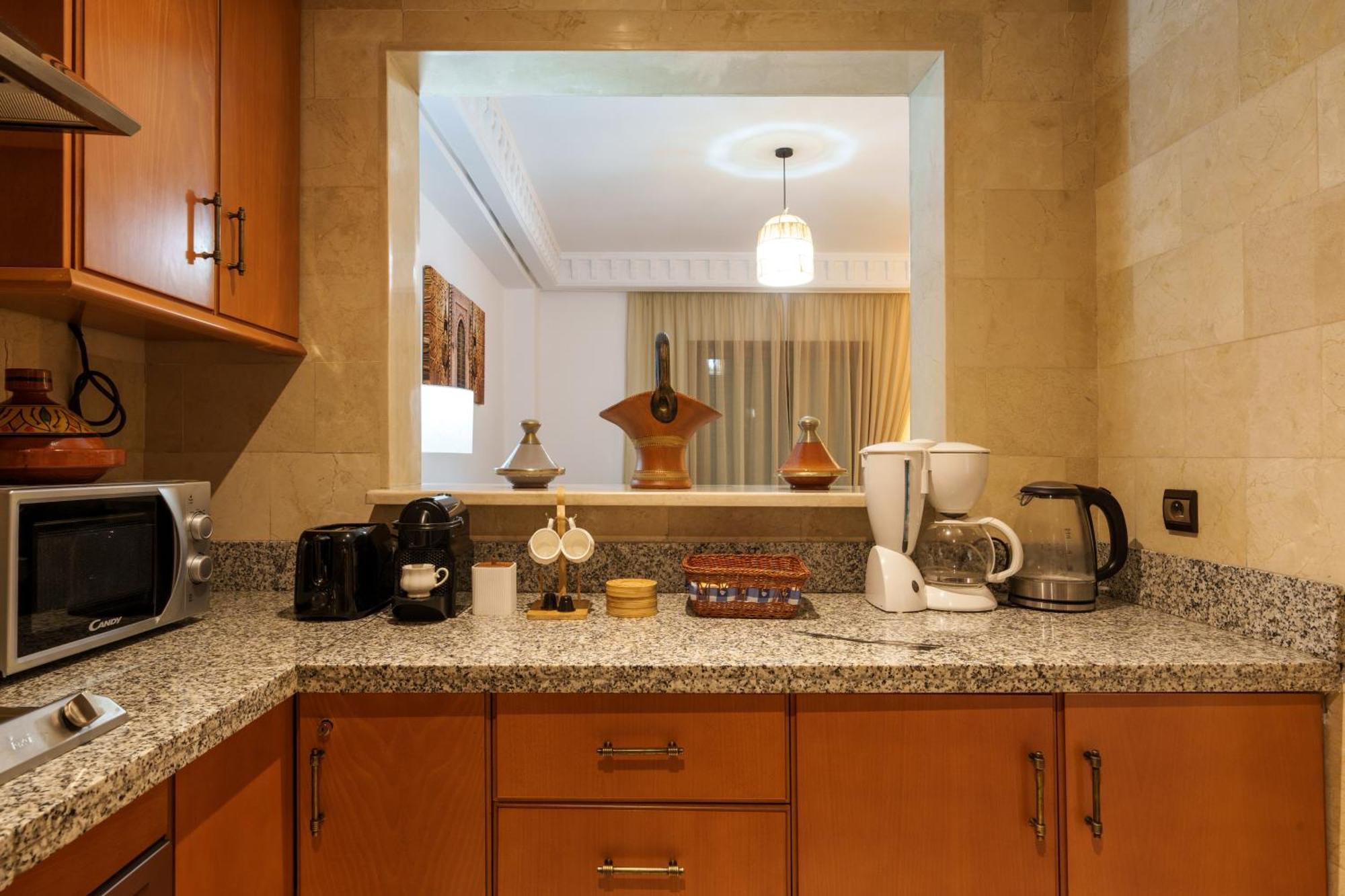 Appartement Chic Gueliz Plaza Avec Vue Marrákes Kültér fotó